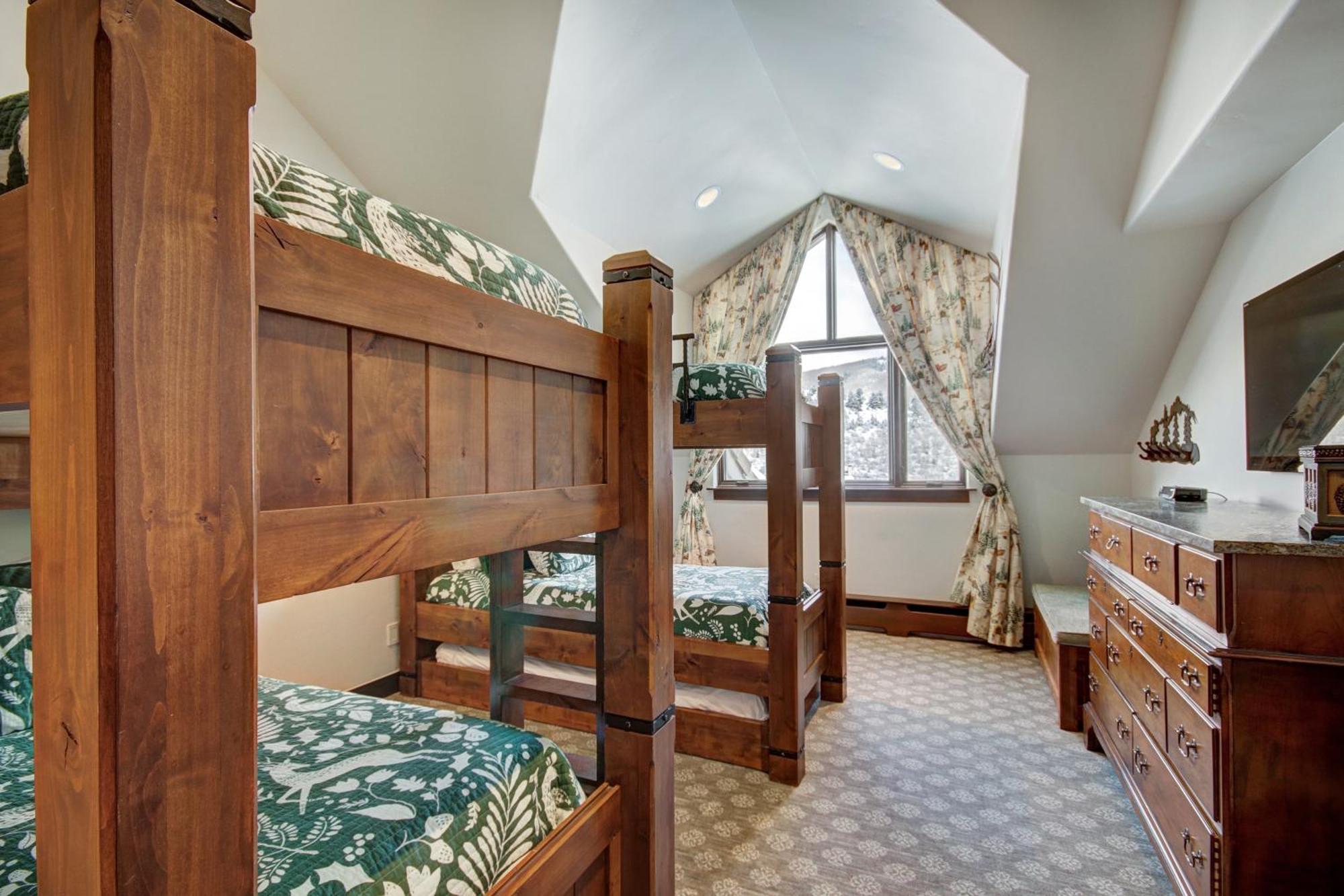 ביבר קריק Luxury Ski-In 3 Bedroom Penthouse Inside Pines Lodge, Sleeps 10! Condo מראה חיצוני תמונה