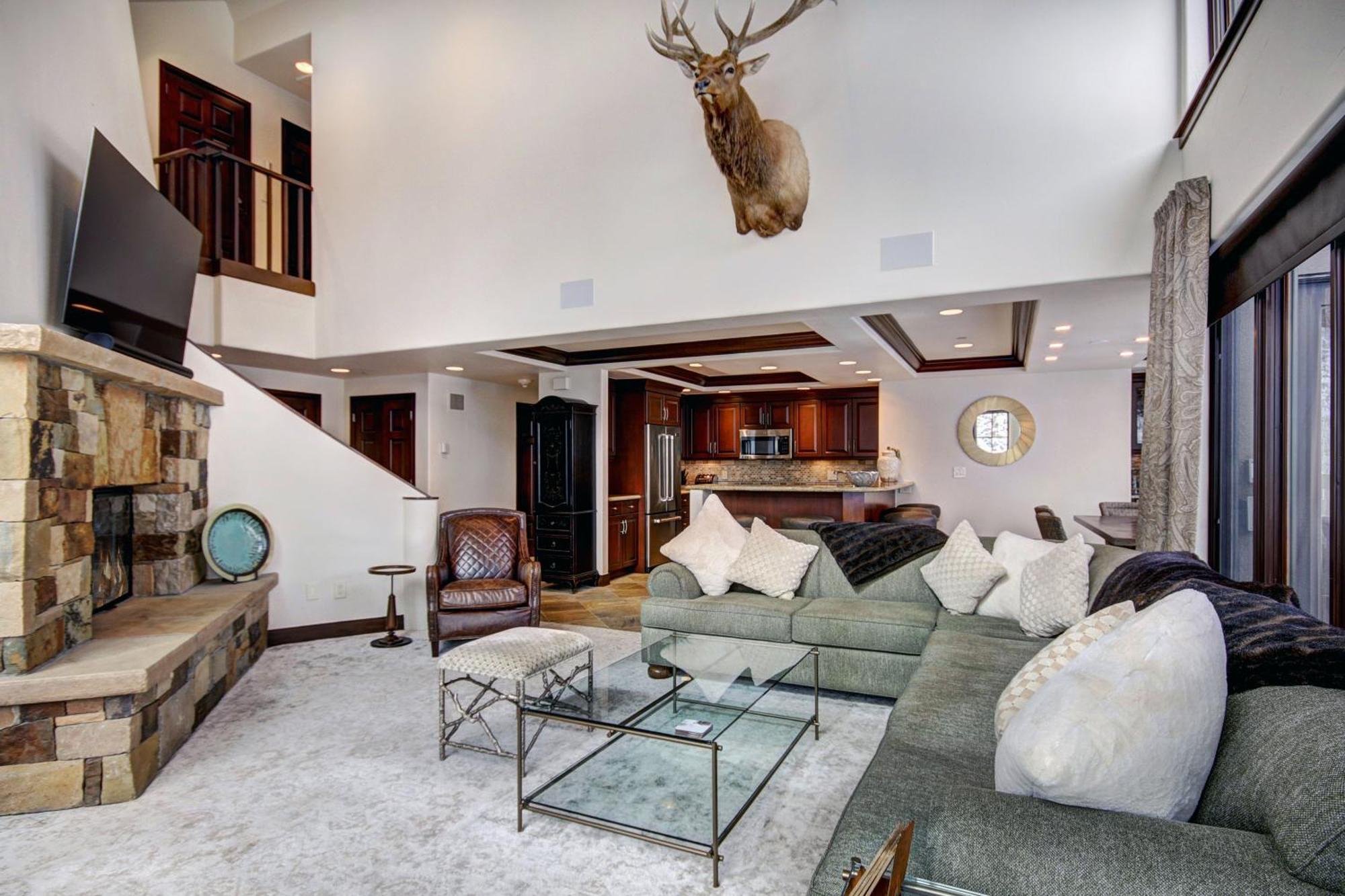 ביבר קריק Luxury Ski-In 3 Bedroom Penthouse Inside Pines Lodge, Sleeps 10! Condo מראה חיצוני תמונה